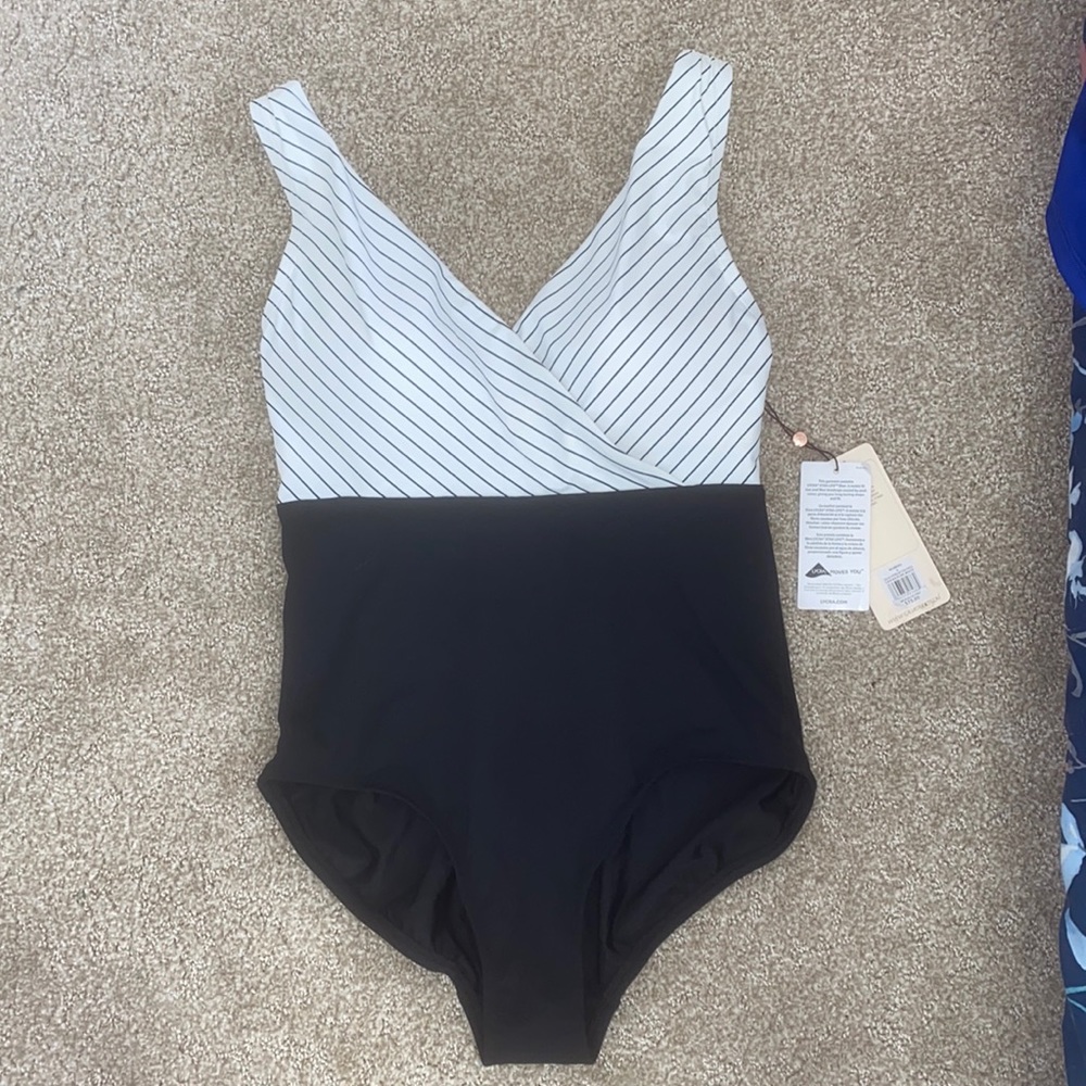 NWT calia one piece swimsuit